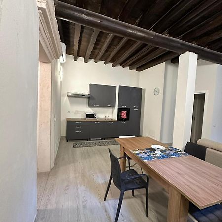 Apartmán Al Campanile Verona Exteriér fotografie